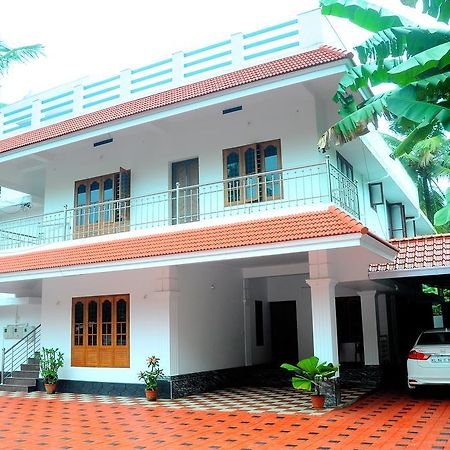 Grace Guest Home Thrissur Eksteriør bilde